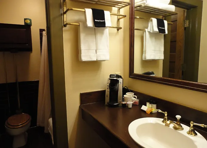 Stockyards 4*